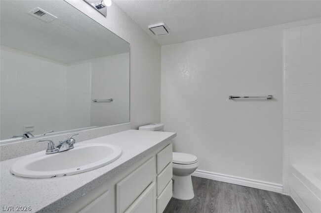 Building Photo - 3790 Shirebrook Dr