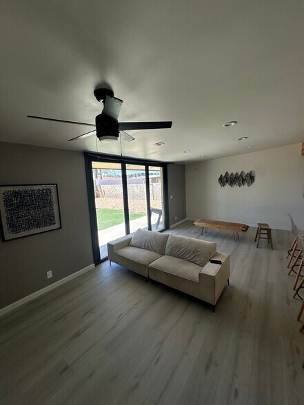 Building Photo - 2210 Santa Clara Dr