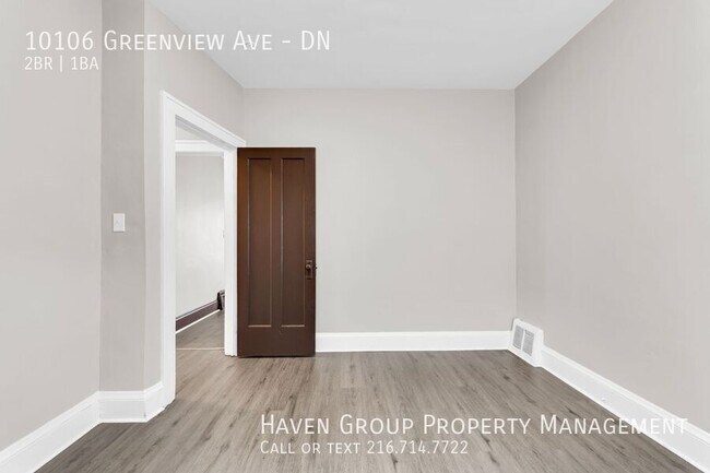Building Photo - 10106 Greenview Ave
