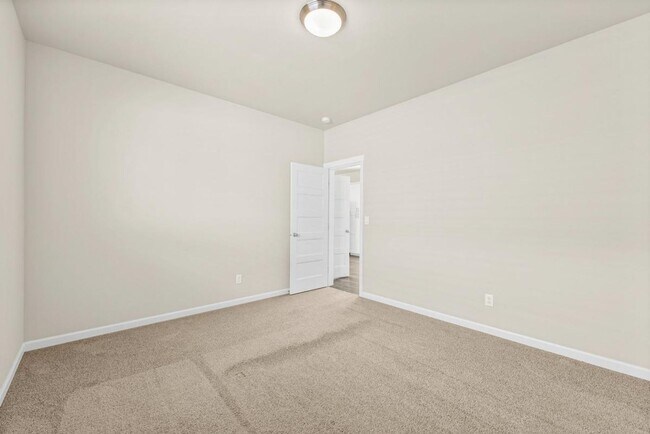 Building Photo - Modern Yelm Home Near JBLM | 3 Bed, 2.25 B...