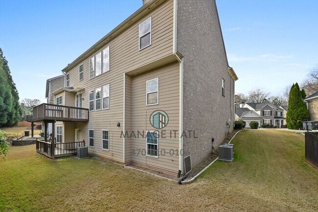Building Photo - 5 Bedroom house rent in Suwanee near Peachtree Ridge High School