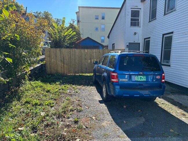 Building Photo - 26 E Oxford St