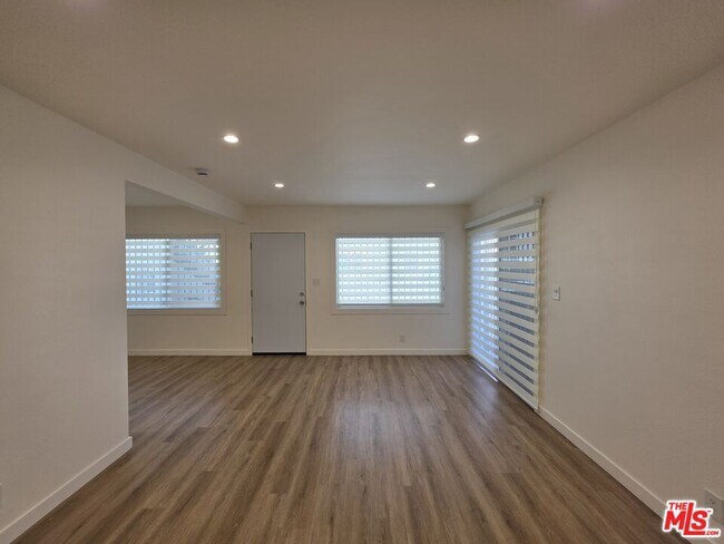 Building Photo - 2908 141st Pl