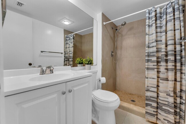 Building Photo - 1224 S Military Trail