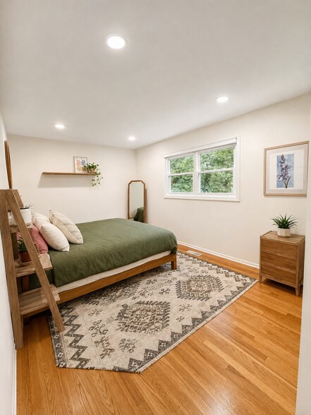 Building Photo - 127 Forest Ave