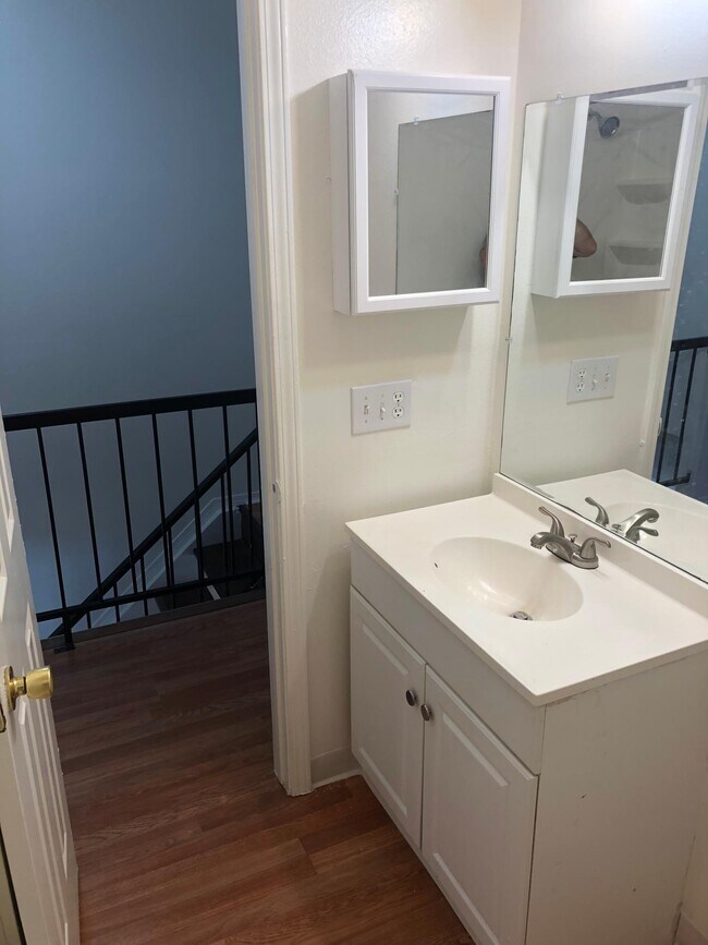 Building Photo - 17664 E Loyola Dr