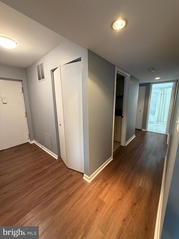 Building Photo - 117 Castletown Rd