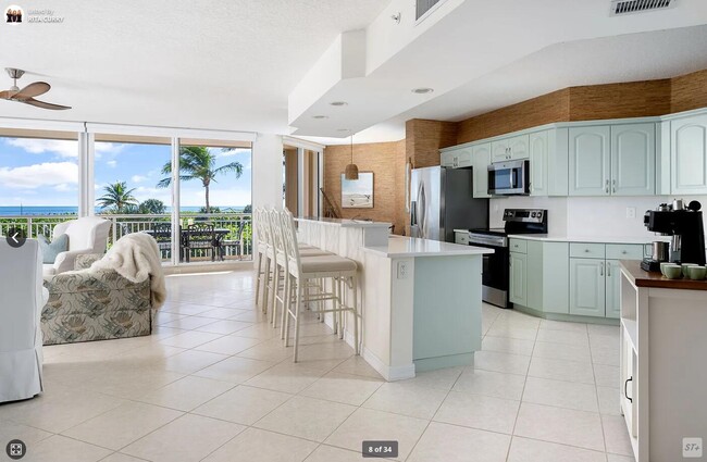 Building Photo - 3000 N Hwy A1A