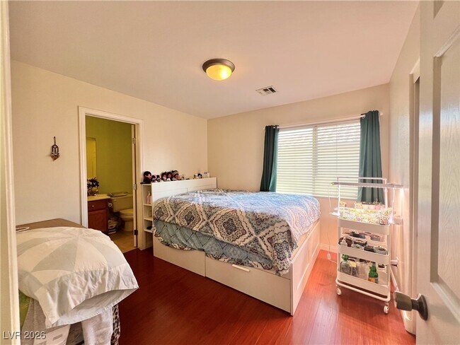 Building Photo - 6694 Melodic Ct