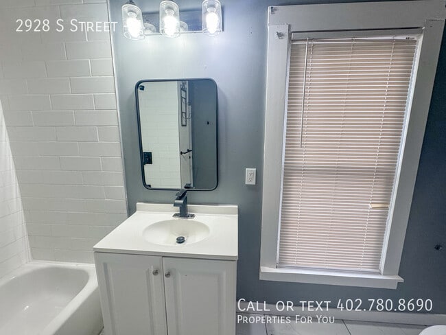 Building Photo - 2928 S Street-1