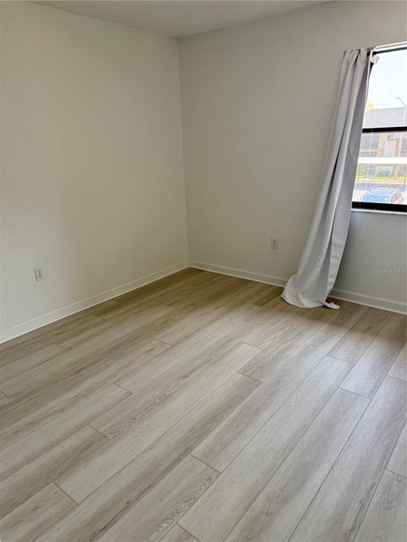 Building Photo - 10100 Sailwinds Blvd N