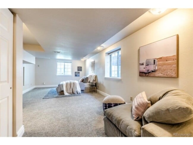 Building Photo - 3184 W Sugarbowl Ct