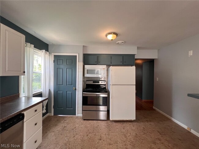 Building Photo - 9326 Ackley Rd