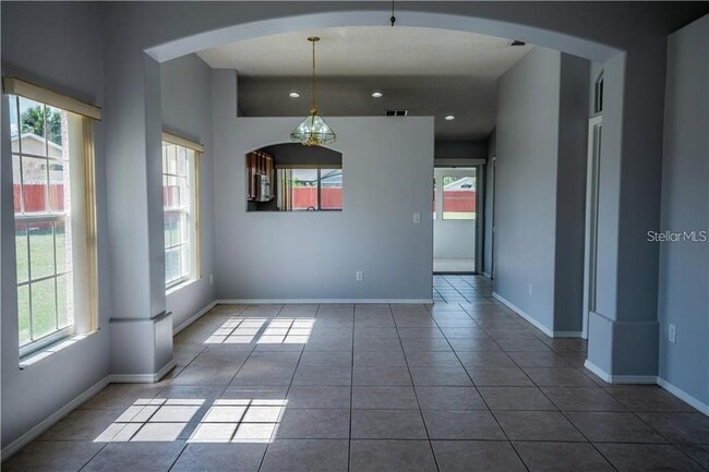 Building Photo - 13246 Summerton Dr