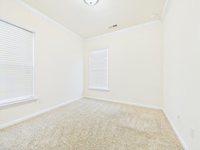 Building Photo - 1249 Reflection Ave NW