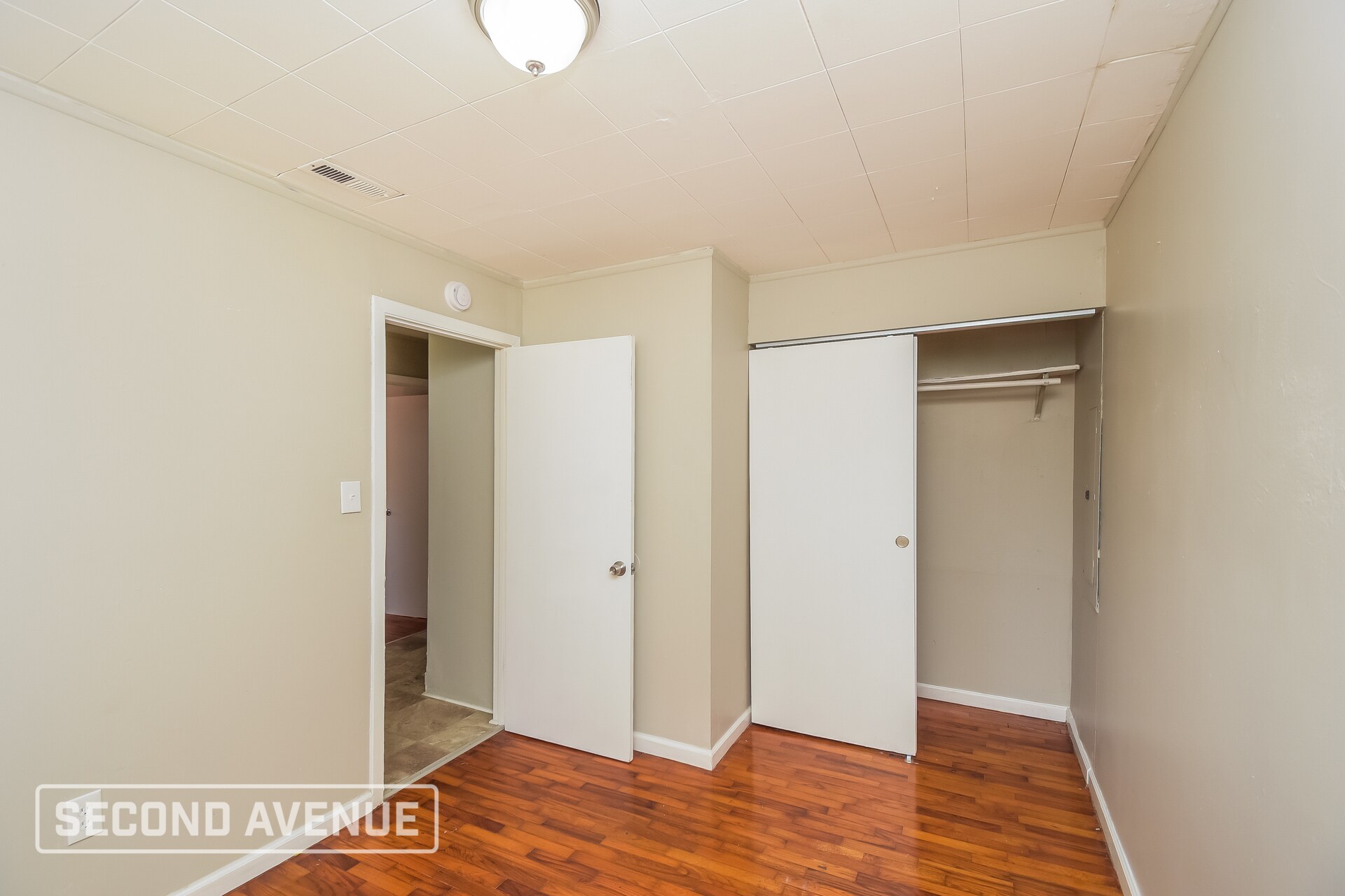 Building Photo - 3645 N Sadlier Dr