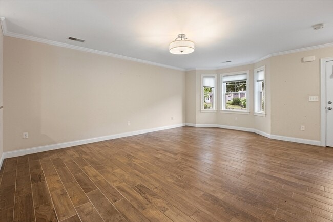 Building Photo - 129 Acton St