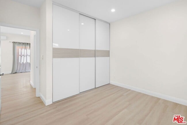 Building Photo - 2445 Harwood St