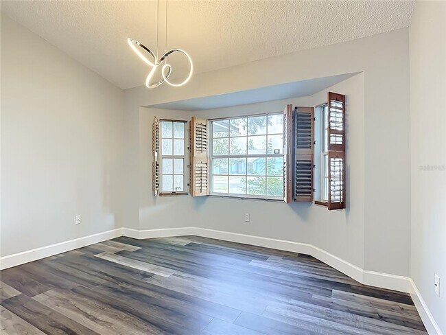 Building Photo - 227 Robbins Rest Cir