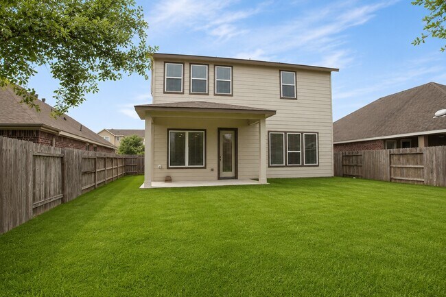 Building Photo - 22503 Miramar Bend Dr