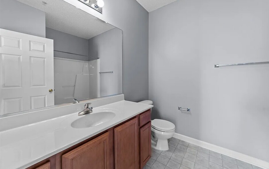 Building Photo - 3015 Winston Dr