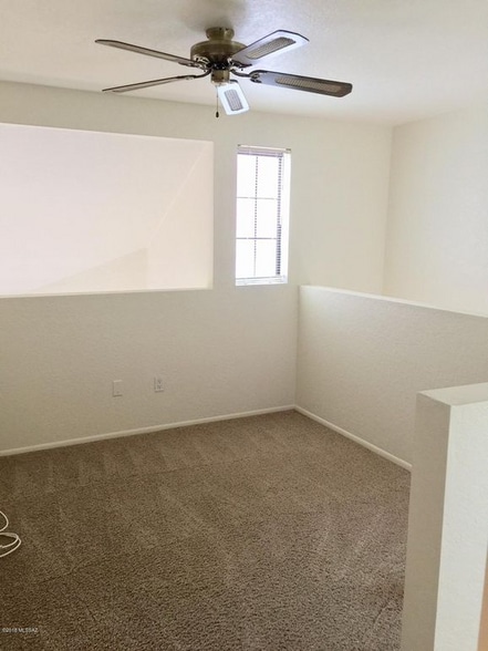 Building Photo - 4283 N River Grove Cir