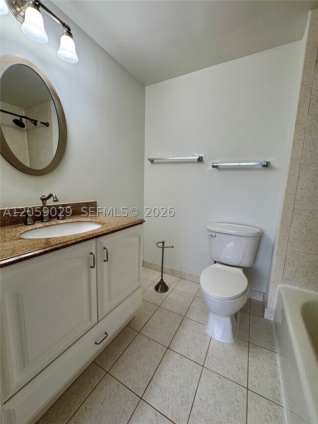Building Photo - 16743 Hemingway Dr