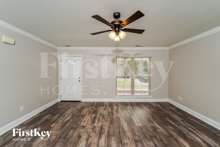 Building Photo - 170 Horton Dr