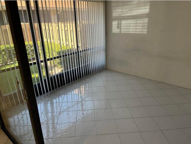 Building Photo - 8107 Windgate Dr