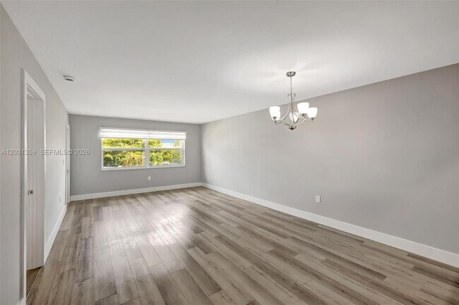 Building Photo - 6800 Royal Palm Blvd