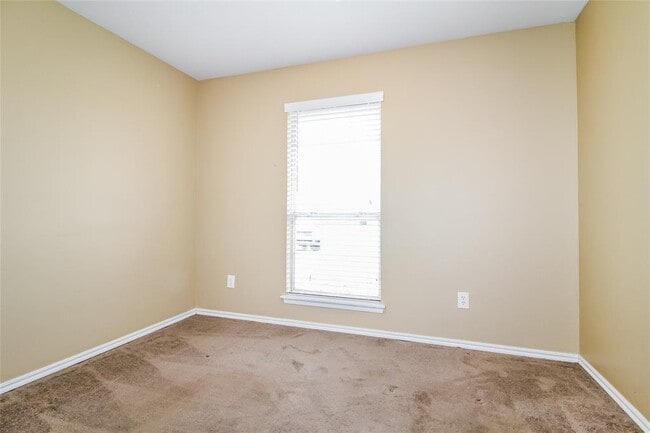 Building Photo - 2916 SE 97th St