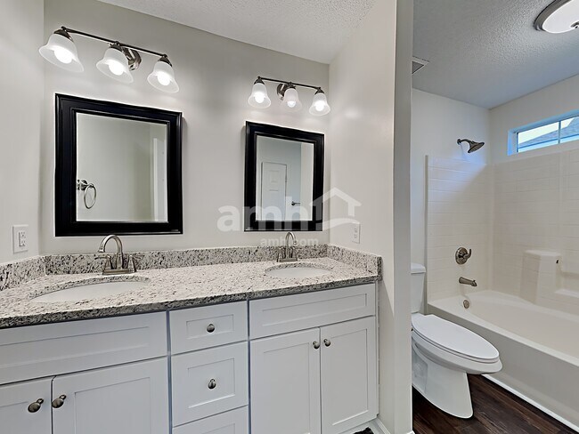 Building Photo - 161 Belle Grove Cir