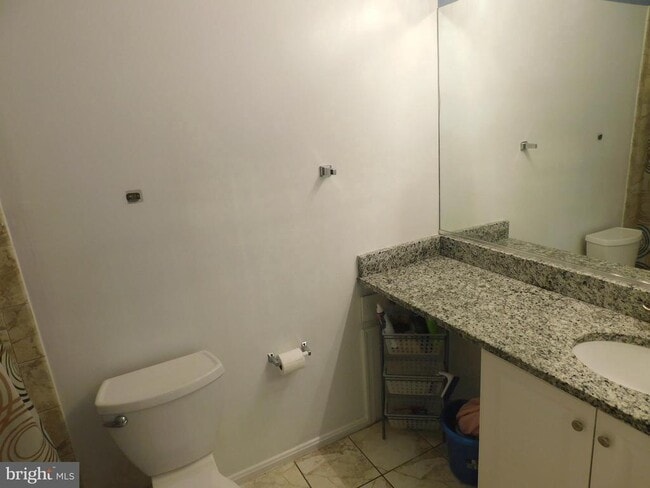 Building Photo - 10483 Campus Way S
