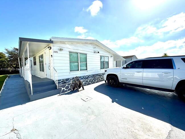 Building Photo - 5371 NW 200th Terrace