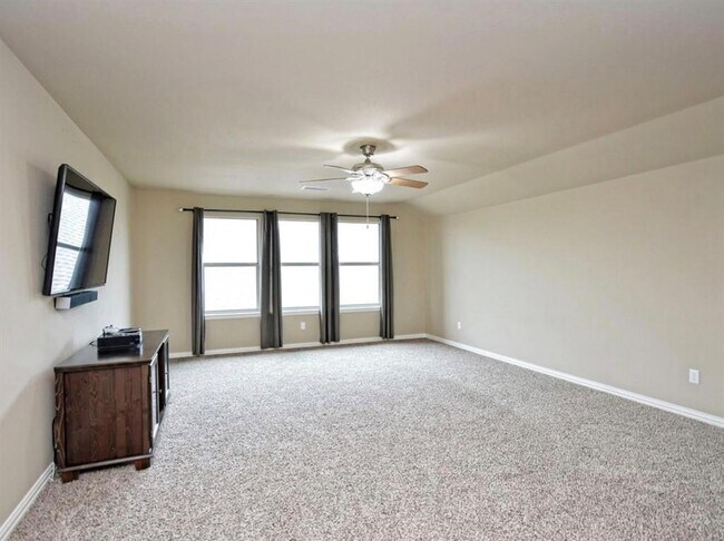Building Photo - 204 Orvieto Ln