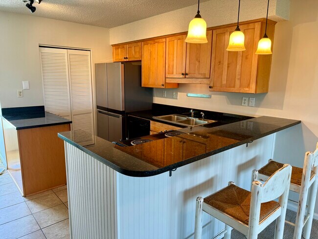 Building Photo - 177 W Mariners Cay Dr