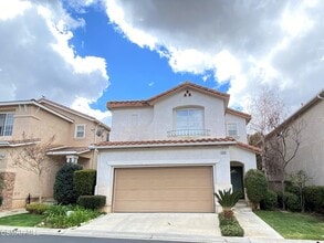 Building Photo - 559 Yarrow Dr