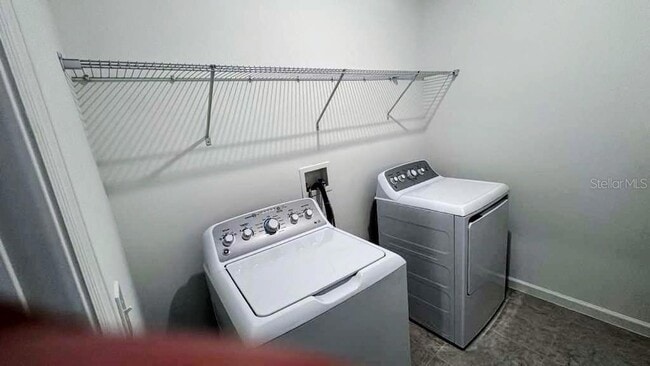 Building Photo - 2443 Grey Hawk Dr