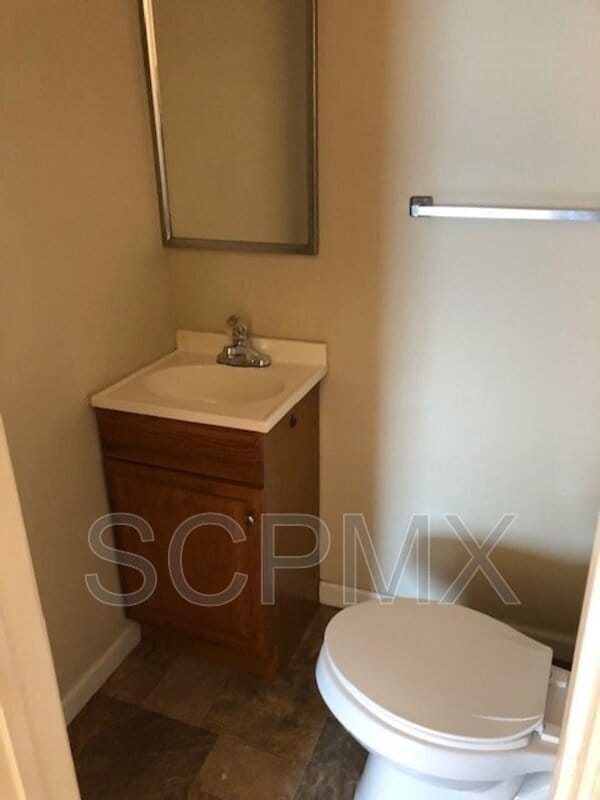 Building Photo - 2000 Hugo Ave