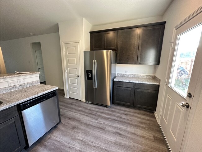 Building Photo - 16492 Moss Ln