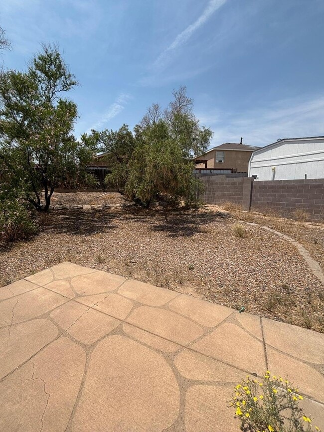 Building Photo - 7822 Desert Springs Ct SW