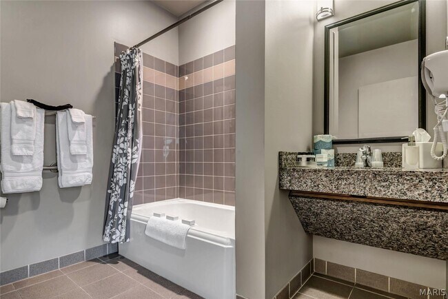 Building Photo - 8025 Maryland Ave