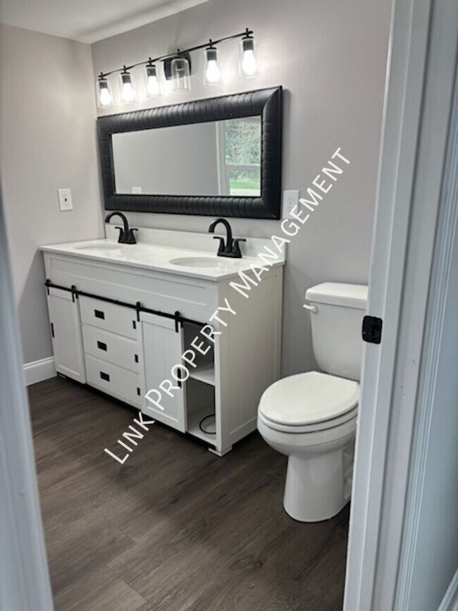 Building Photo - 8233 Harrison Bay Rd