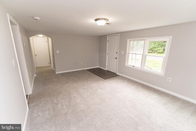 Building Photo - 11700 San Domingo Rd