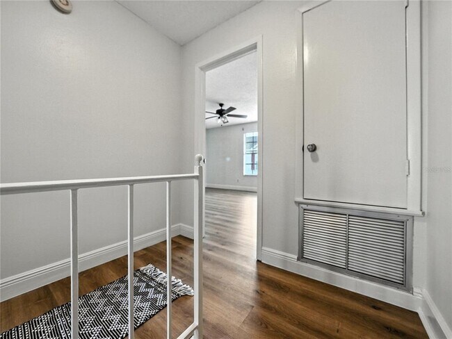 Building Photo - 1816 Mill Run Cir