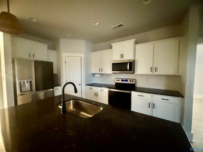 Building Photo - 9133 Monteagle Blvd SE