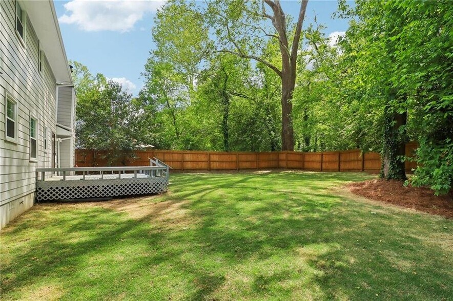 Building Photo - 571 Densley Dr