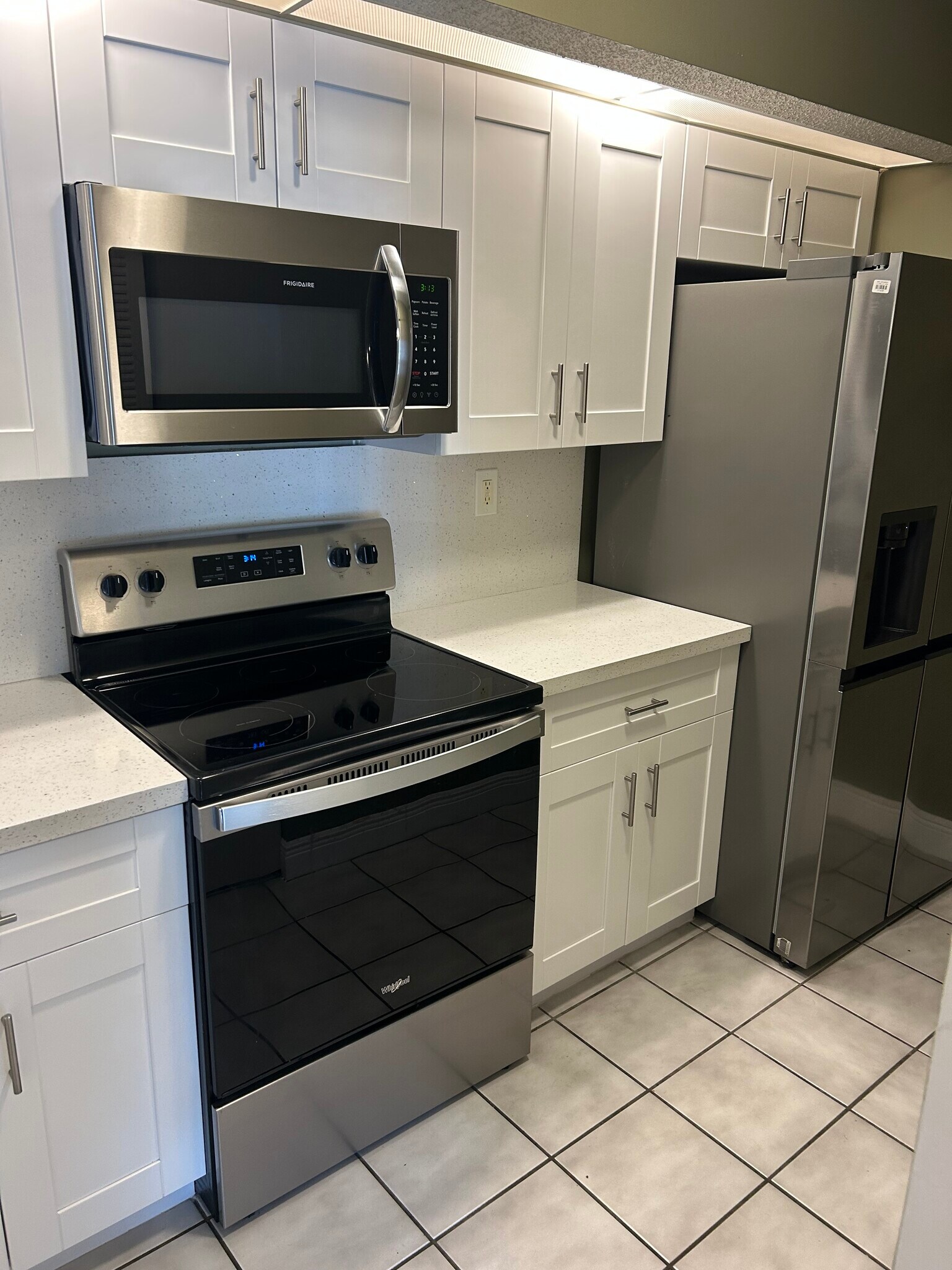 Building Photo - 8640 SW 212th St