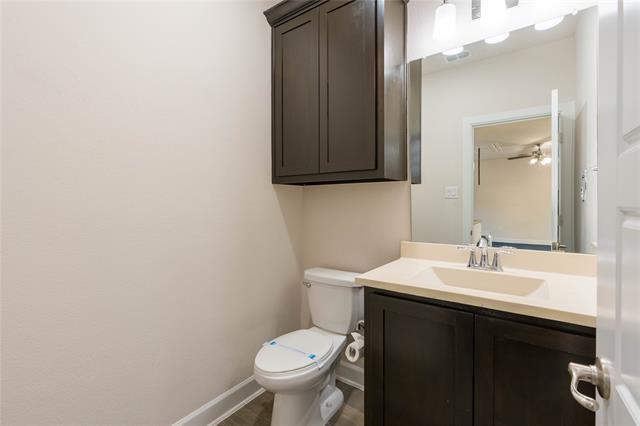 Building Photo - 1008 Peacock Blvd