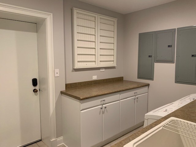 Building Photo - 1221 W Eddy St